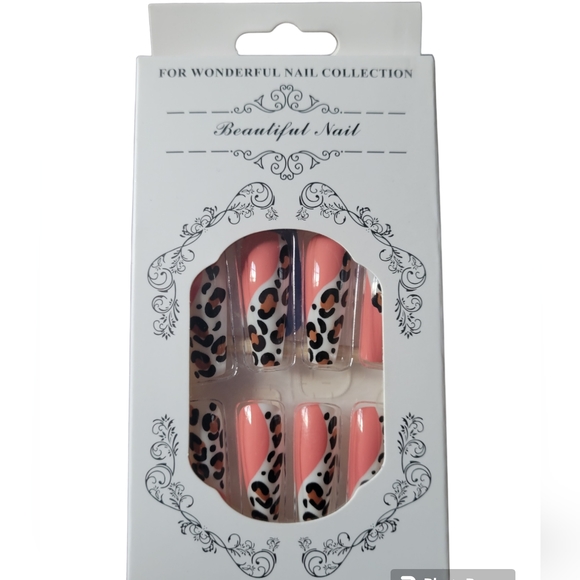 24pcs Leopard Print Press On Nails - Picture 3 of 3